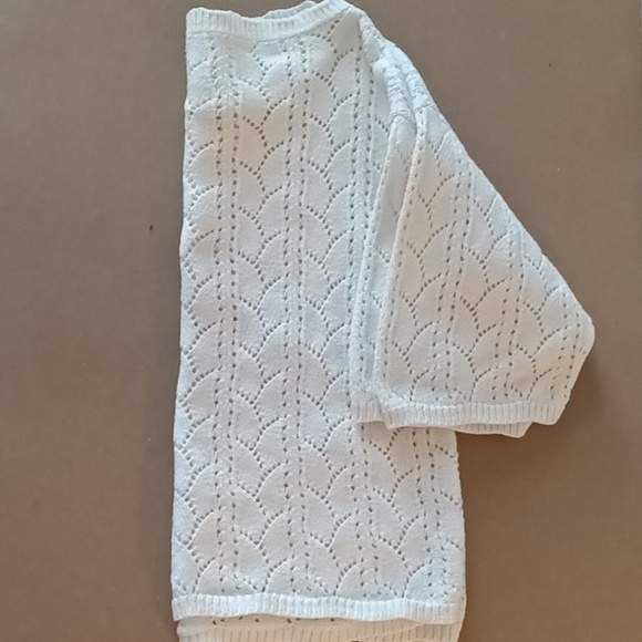 VINTAGE KNIT Beautiful cream elbow sleeve sweater knit top size petite small EUC - Picture 1 of 7